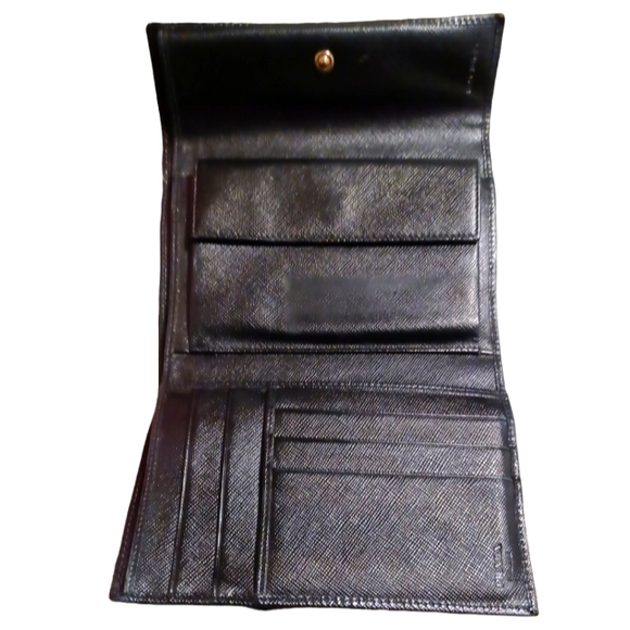 🖤PRADA SAFFIANO LEATHER COMPACT WALLET - Picture 5 of 15